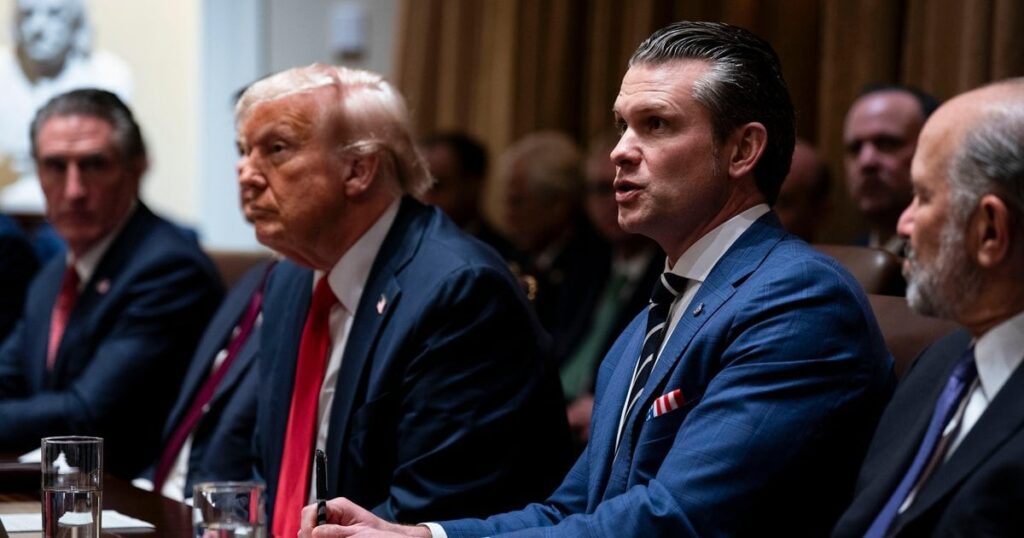 裁判官は、軍隊からトランスジェンダーの人々を除いてトランプの大統領命令をブロックします
