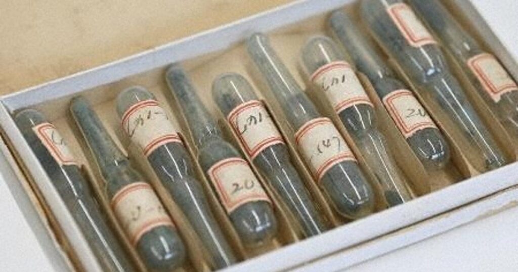 旧陸軍が開発した薬剤「虹波」､やけどなどの治療薬として広島、長崎の被爆者に使われていたことが判明。旧陸軍は抗菌作用があるとしたが、発熱や全身衰弱などの強い副作用を生じさせたという