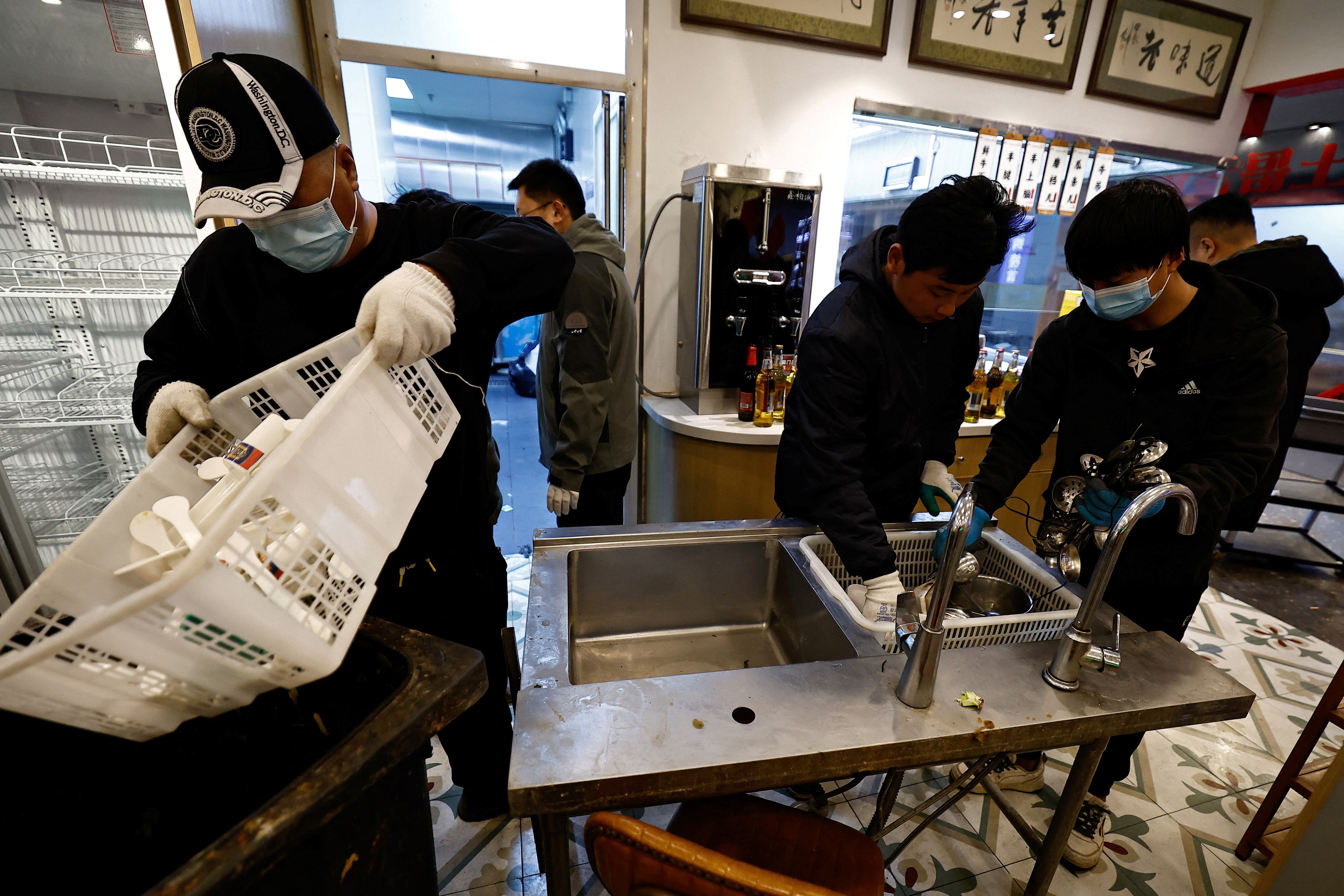 アングル：デフレ下で価格競争激化、中国の飲食店に大倒産時代