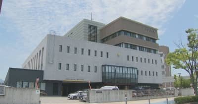 「冷蔵庫の中を見たらとりたくなりとりました」病院に侵入して冷蔵庫の食料品などを盗んだ疑いで無職の女性(54)逮捕