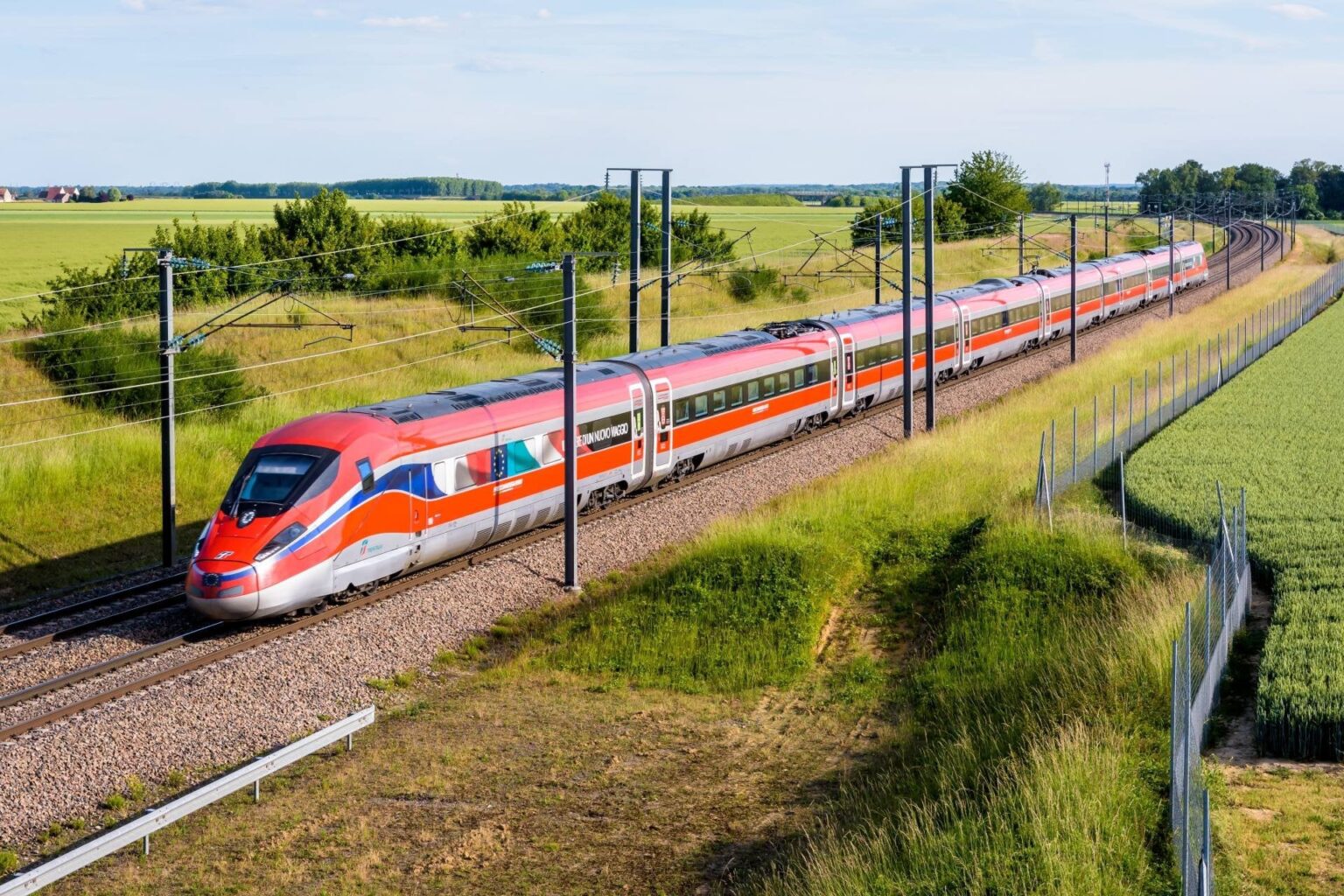 高速列車とEUグリーンディール：環境の持続可能性のための新しい鉄道私は2020年に発表された後に最近棚上げされたバルセロナゼリッヒナイトトレインプランの再燃を待っています。