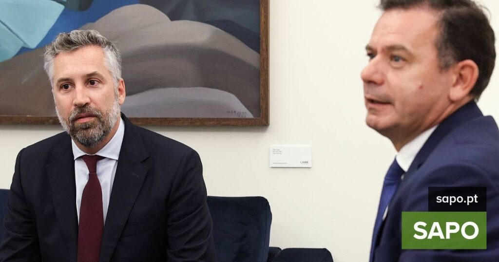 政治的危機を伴うADとMontenegro Chamuscados：最初の世論調査は、PSとの技術的な引き分けを示しています。