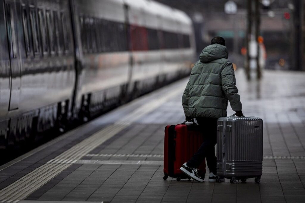 スイスからロンドンへの新しい鉄道リンク