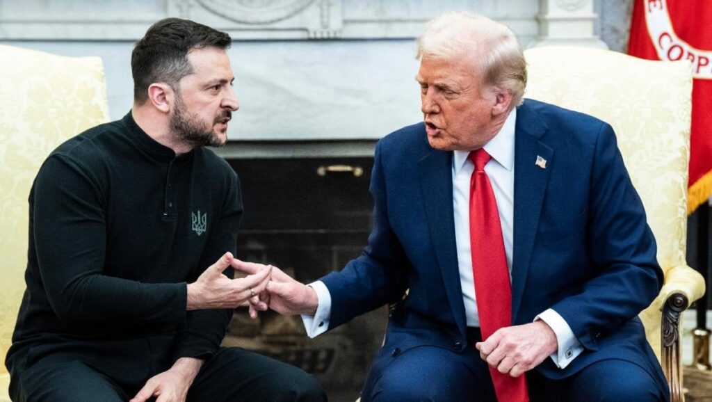 ホワイトハウスの役人は、ゼレンスキーを楕円形のオフィスが爆発したことを非難し、トランプを賞賛するための彼らのアドバイスを無視したと言います。