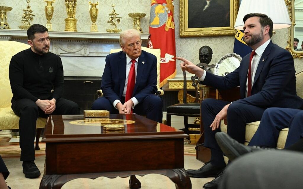 ヴァンスとトランプはプーチンの「有用な馬鹿」です、と米副大統領のいとこは言います