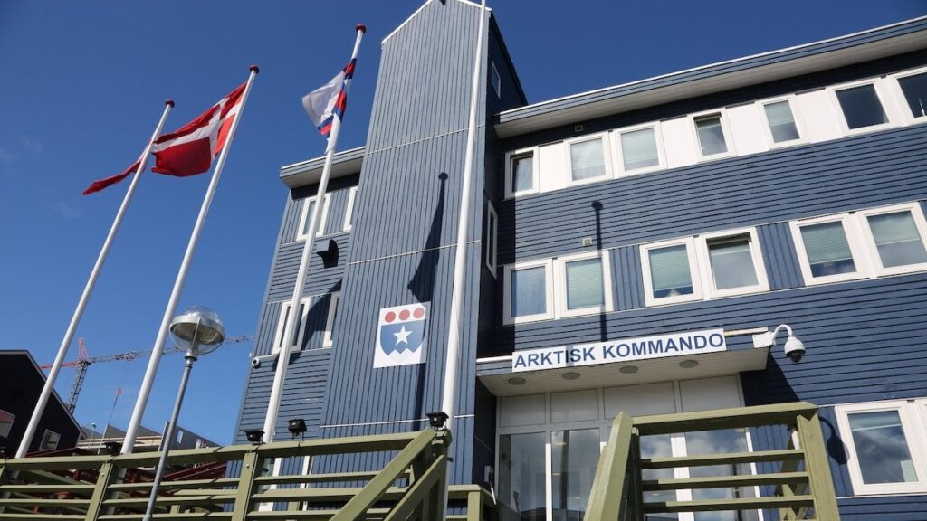 デンマークの北極圏の本部が不動産マタドールに賃貸されています [i Nuuk på Grønland]：シンボリック、専門家は言います