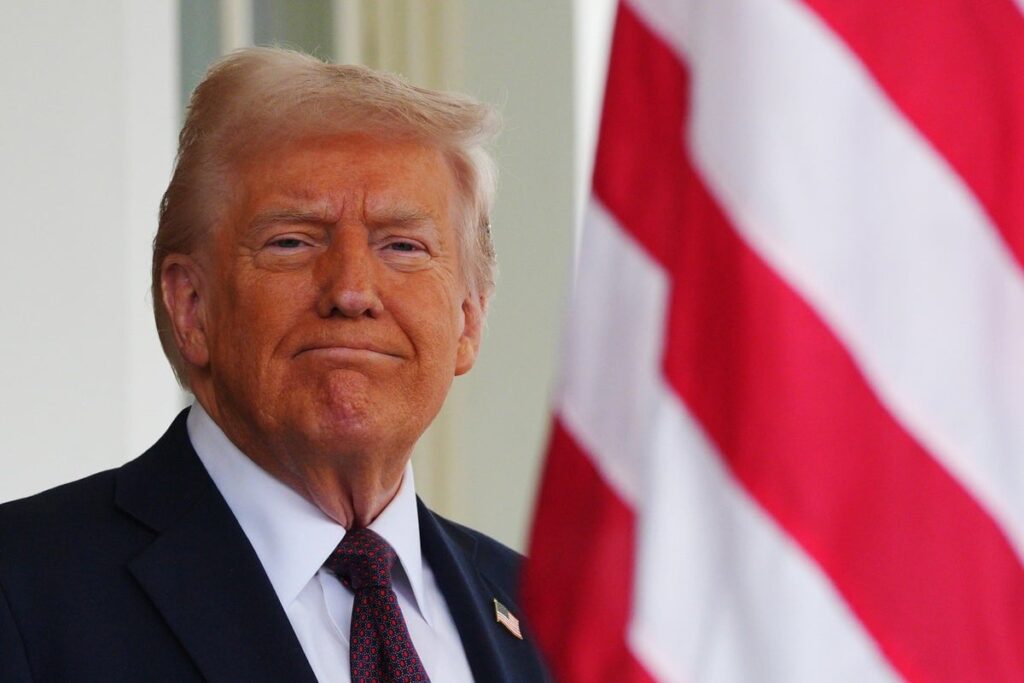 あなたがトランプに反対しないなら、あなたは共犯者です