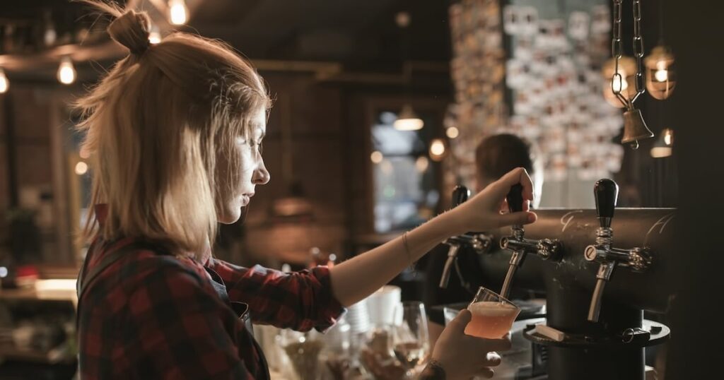 ヘッドラインの失業率がわずか3.9％になると、アイルランドは「フル雇用で」