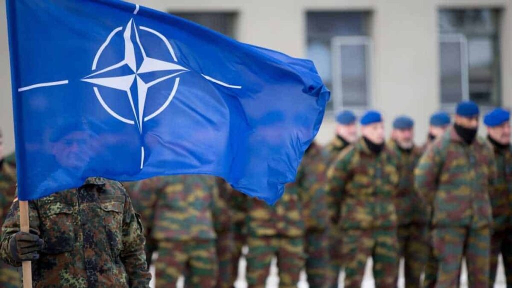 NATOはヨーロッパとカナダに武器の備蓄を30％強化するよう促します