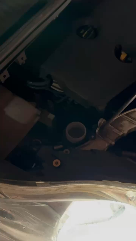 連絡先の車の奇妙な音