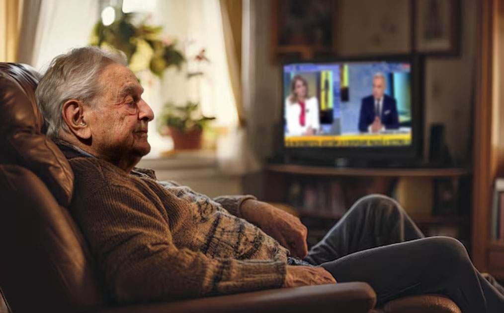 94年が到着しました。ジョージ・ソロシュは一日中RTVを見て、ソロシストに対して叫ぶ