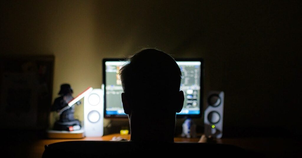 州は、あなたが訪れたサイトを知りたいと思っています。 「私たちはプライバシーの介入を減らします」とインテリアは主張します