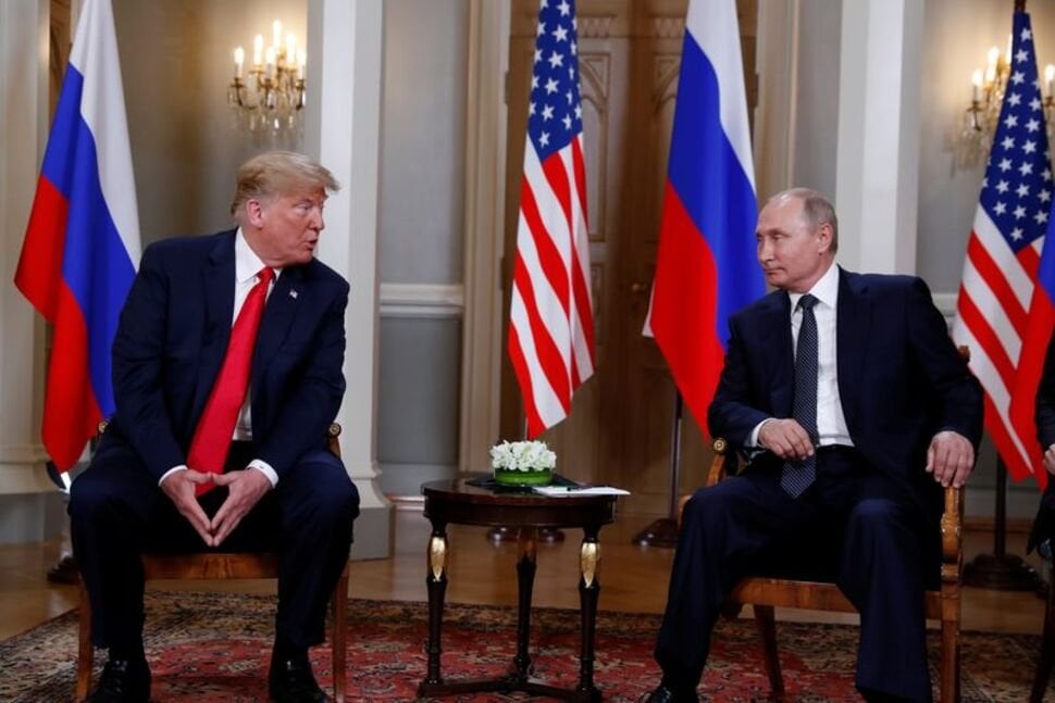 アメリカ人はトランプがロシアと密接に並んでいることを心配しています