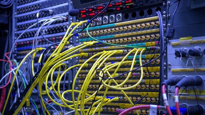 エストニアには、恒久的な高速インターネット接続なしで120,000以上の世帯があります