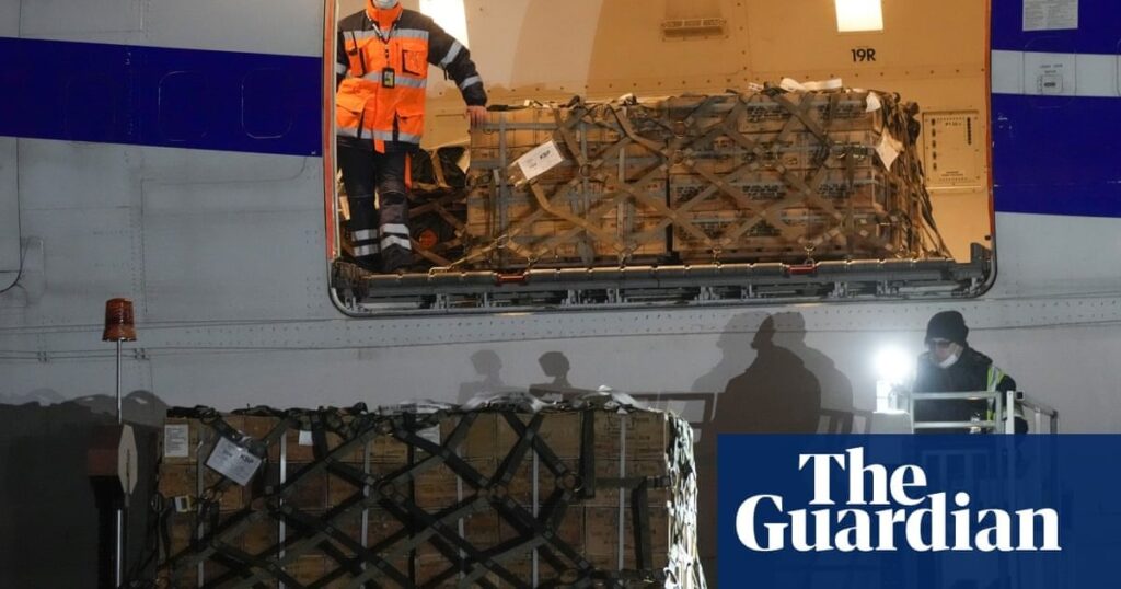 ウクライナの同盟国は、トランプが軍事援助を凍結することに通知していなかった、とポーランドは言う