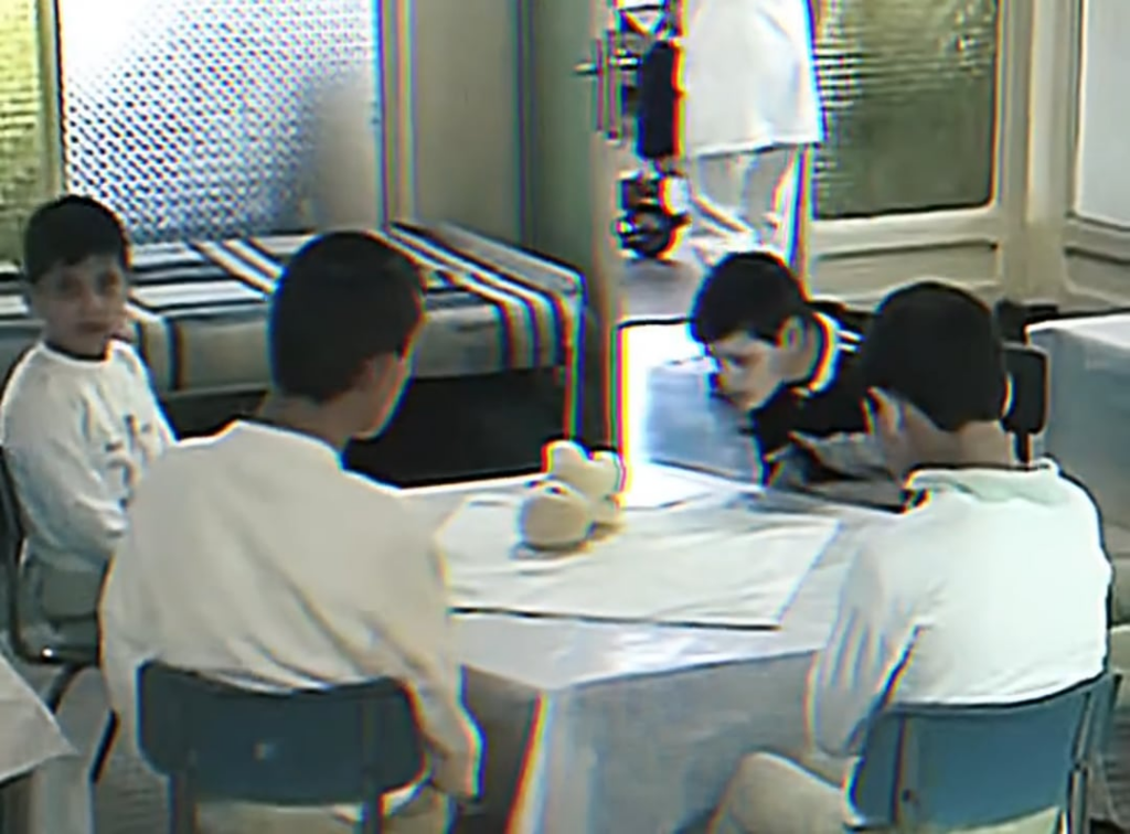 共産主義者の孤児院