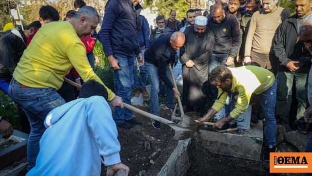 シリアのギリシャの死んだ正統派、彼を頭に撃った - 死体は路上で4時間滞在した、と彼の息子は言う