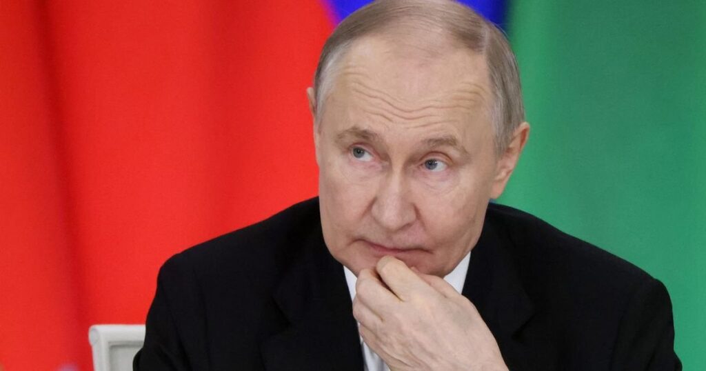'vladi-near putin' body double Sunkes into spiral in 'complete fiasco'