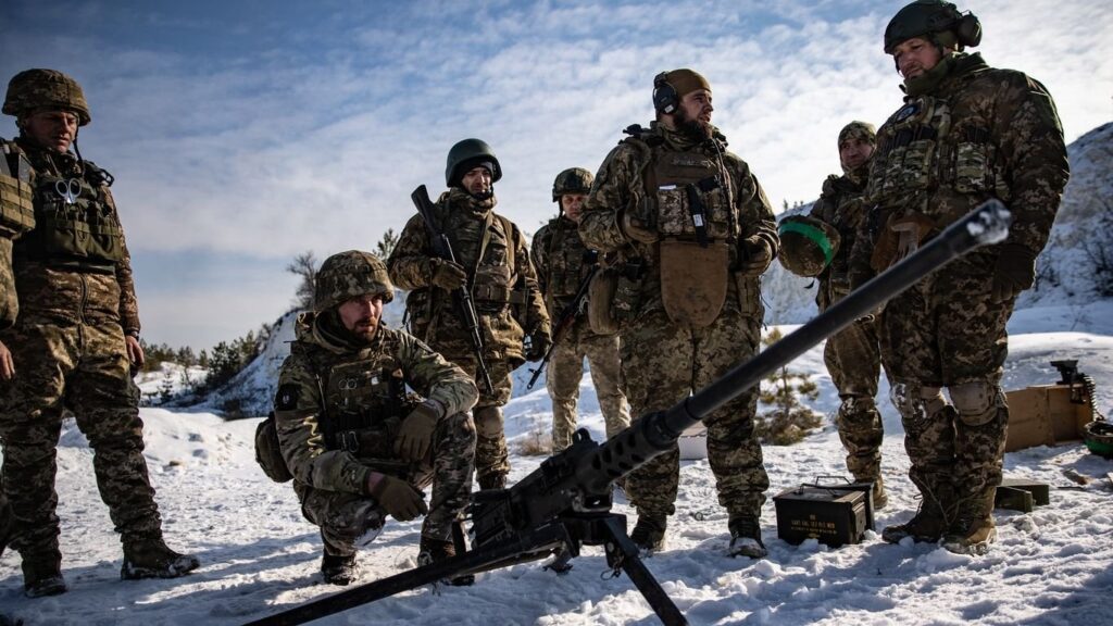 ホワイトハウスは、ロシアが協力したときにウクライナの武器とインテルの一時停止が上昇すると言います