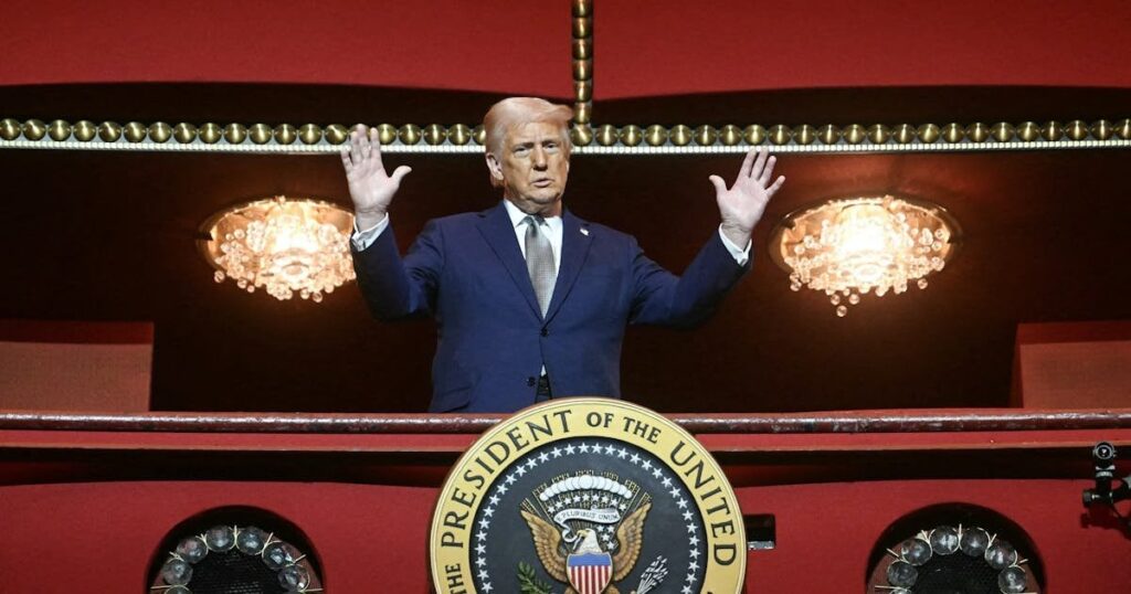トランプの狂気には方法はありません。彼は単に狂っています。 |彼の擁護者は、彼の不安定な無意味な決定に理性を適用しようとします。それは愚か者の用事ですが、この政権には愚か者がたくさんあります。