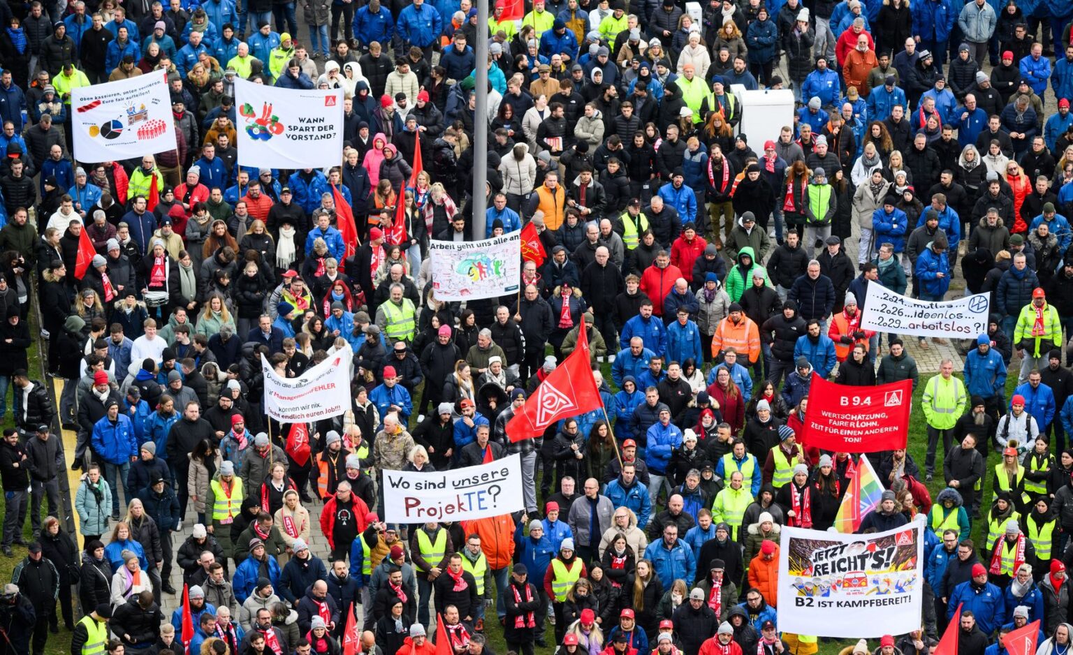 VW workers strike in Germany