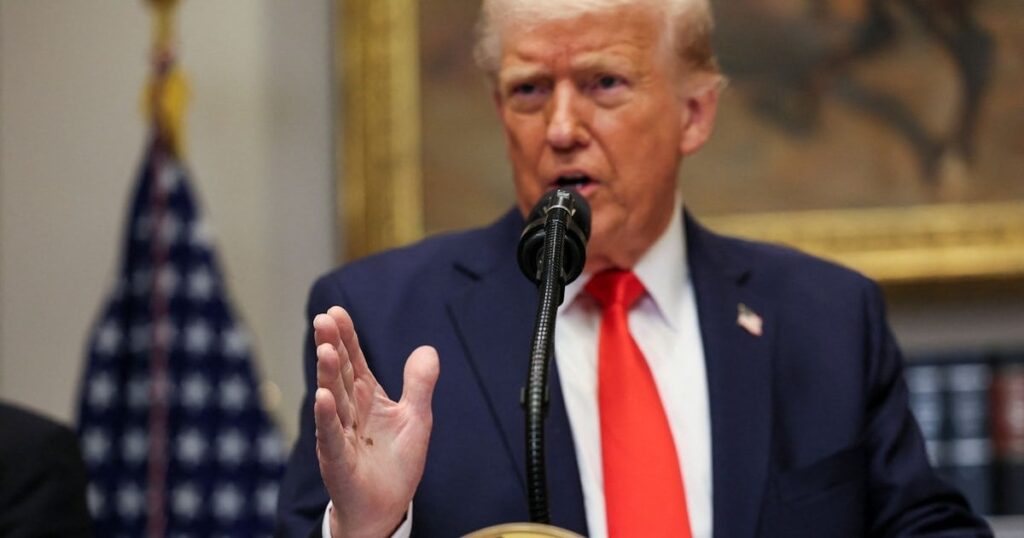 トランプ氏「日本は通貨安誘導」　関税の導入理由で言及 - 日本経済新聞