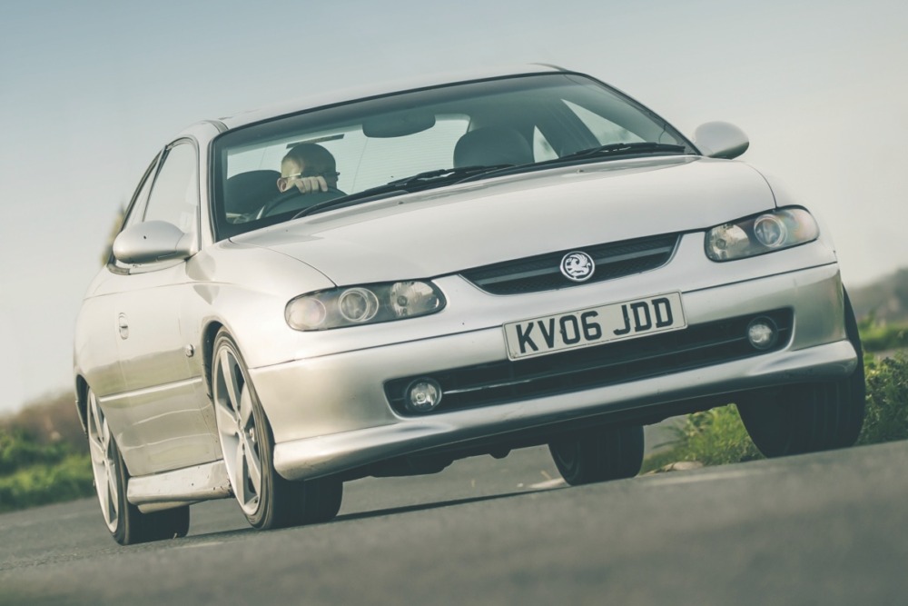 ヴォグゾール・モナーロ 5.7 V2 III（2004年／英国仕様）