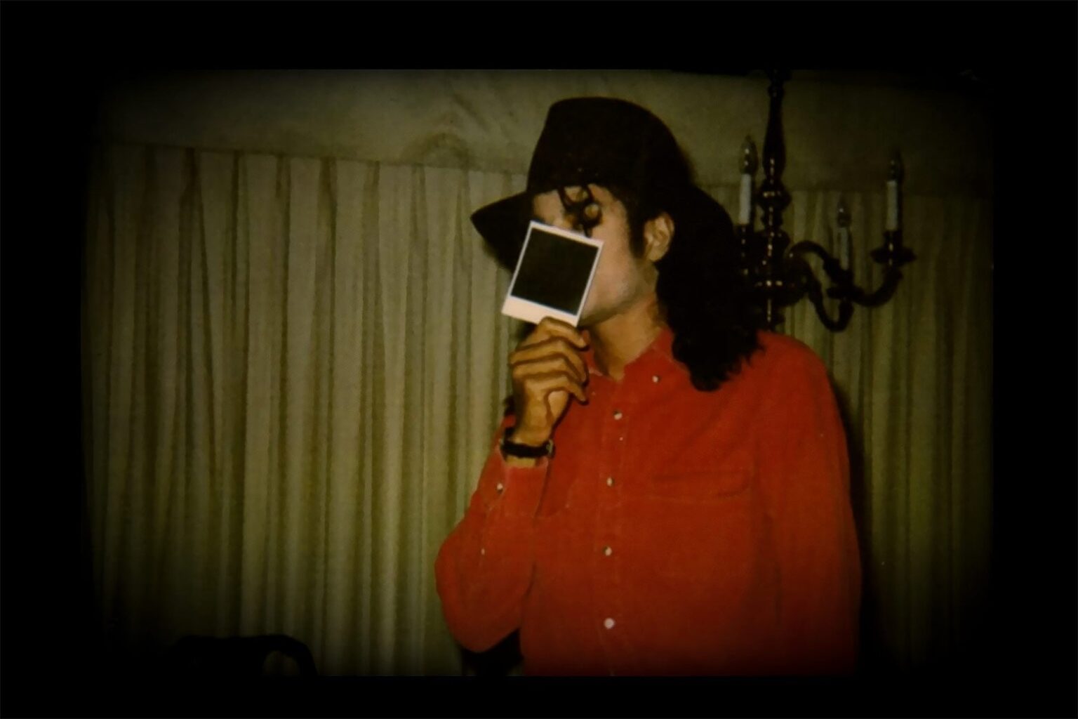 Shook the Worldが消滅したMichael Jacksonのドキュメンタリー：Neverlandを去る続編はここにありますが、オリジナルはどこにも見えません。