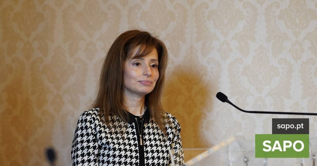 透明性エンティティは、基準を検討するために検証および認めるための支配者による声明があることを認識しています。