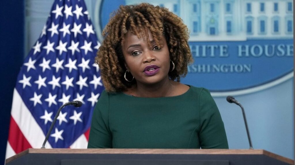 トランプのバイデン報道官はAPに対して動きます、プール：「私たちが見ているのは州のテレビです」