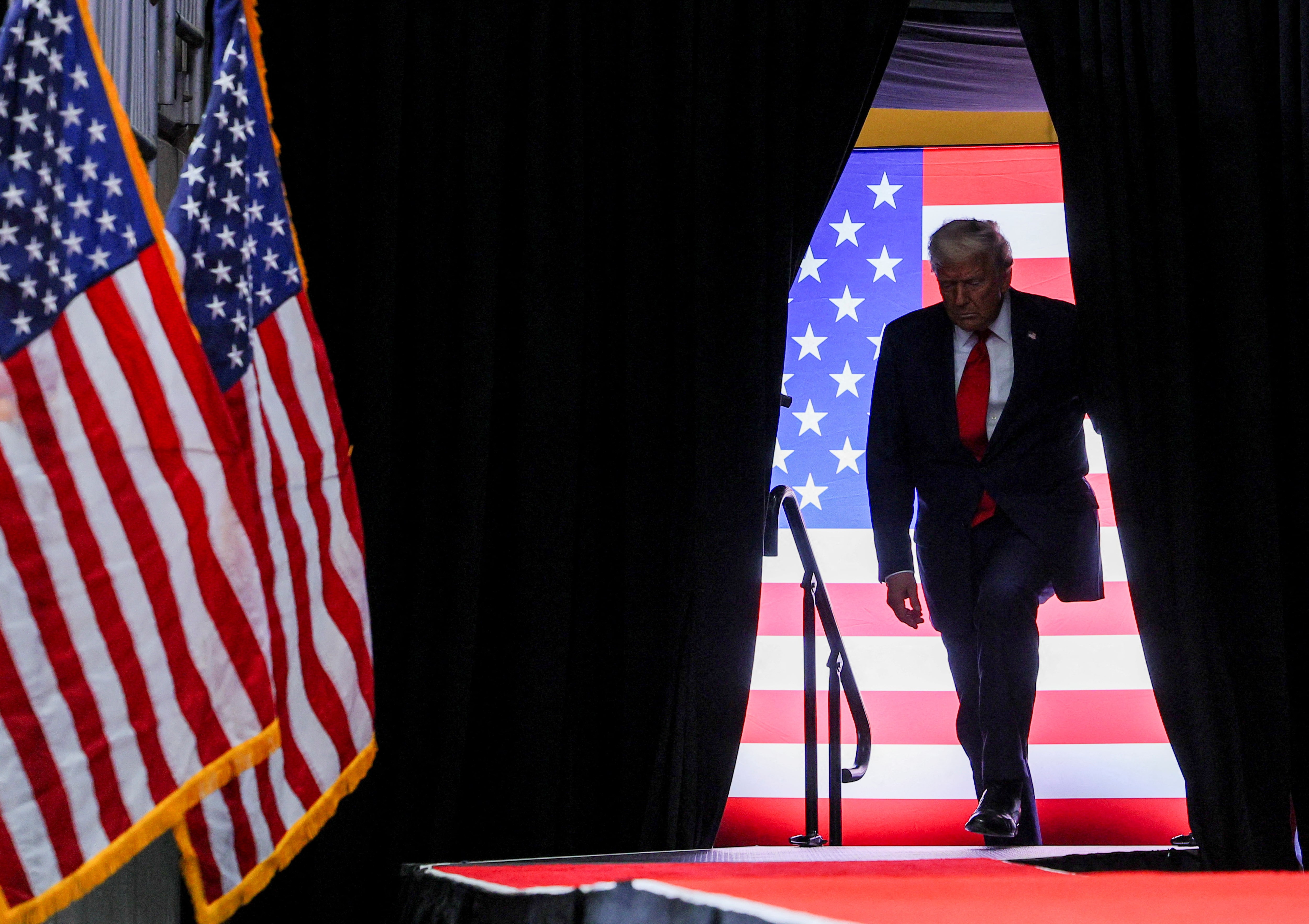 アングル：米国の三権分立揺るがすトランプ氏の権力行使、司法が唯一抵抗