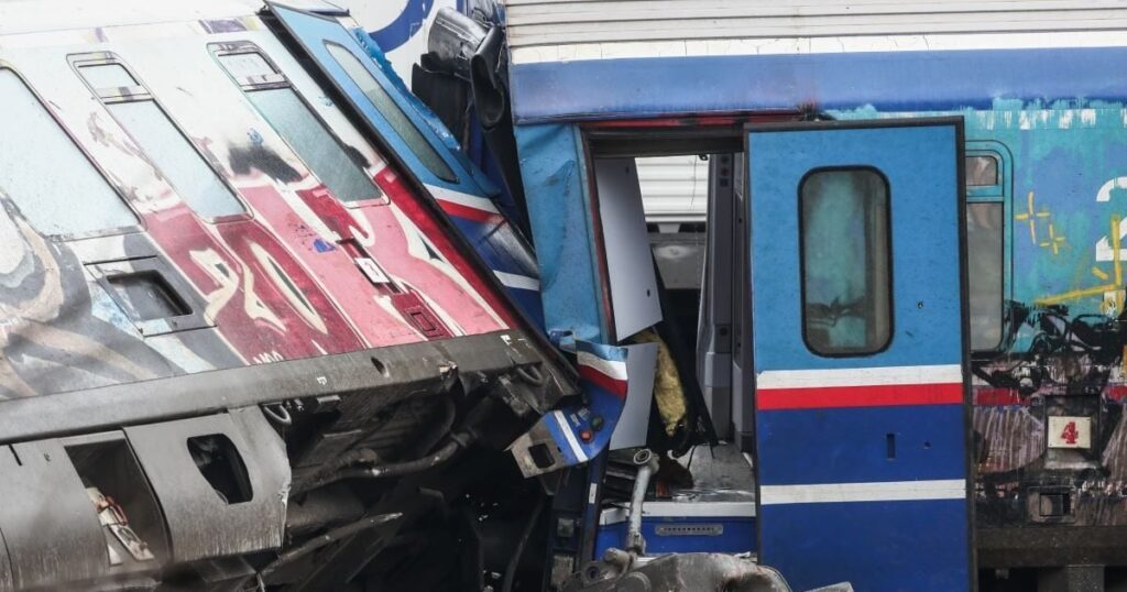 TEMPI：悲劇の数時間前にカオスからの新しいオーディオドキュメント - 列車を逆さまにして盲目に送った