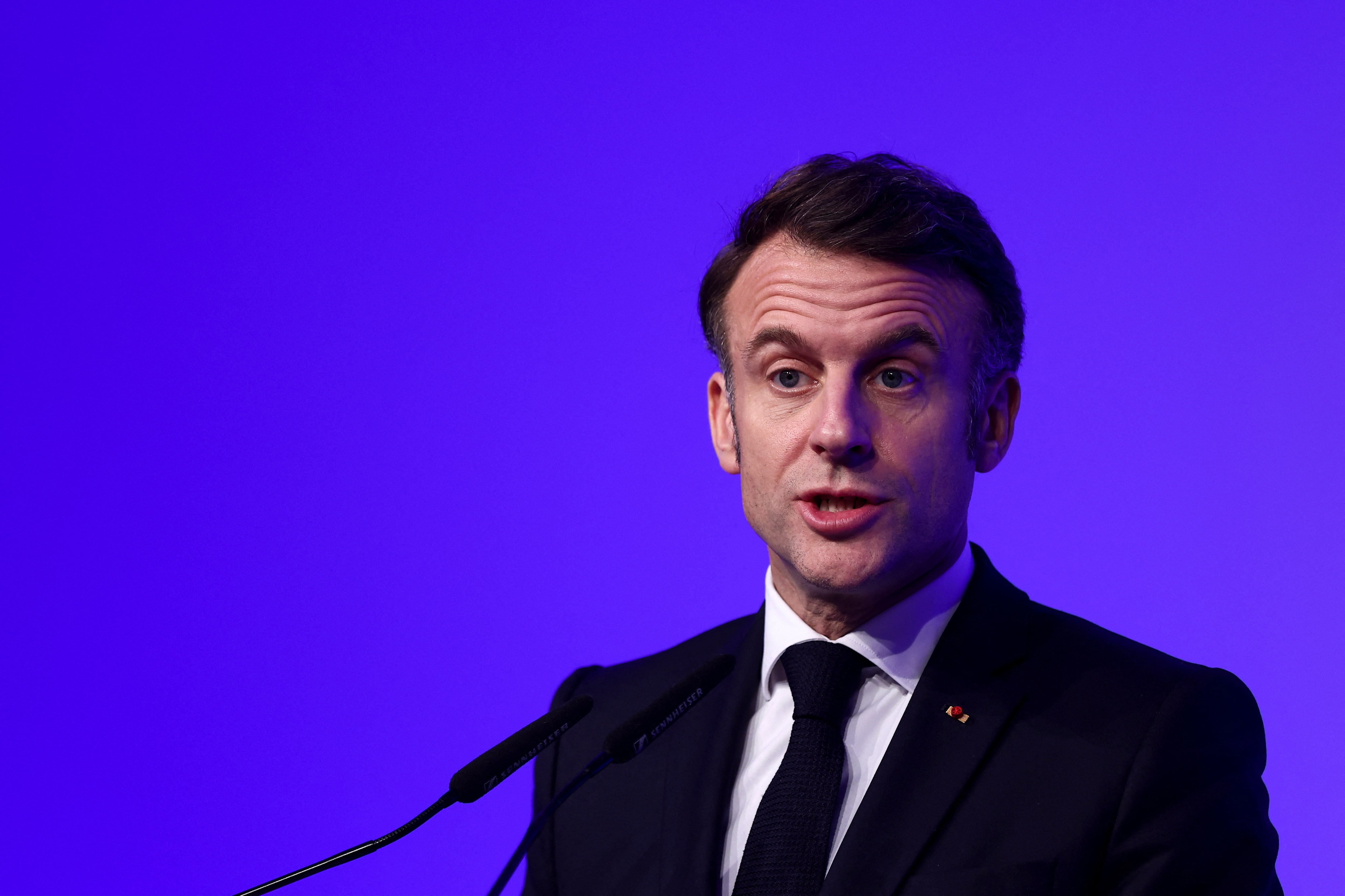 仏大統領、ゼレンスキー氏・英首相と再訪米を検討　大統領府否定
