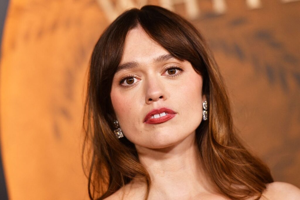 エイミー・ルー・ウッドは、彼女の歯へのファンの魅力は、「いじめられた」後の「フルセークル」の瞬間だと言います