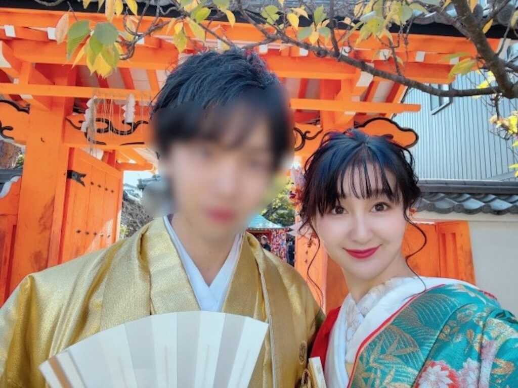 「妻は63歳、夫は31歳」32歳の“年の差婚”で「どうせ介護で捨てられるよ」◯ンチの言葉をパワーに変えるまで