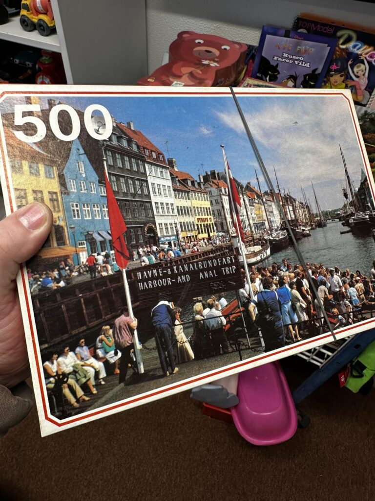 中古品店でこのヴィンテージ「ナイハブ」パズルを見つけました