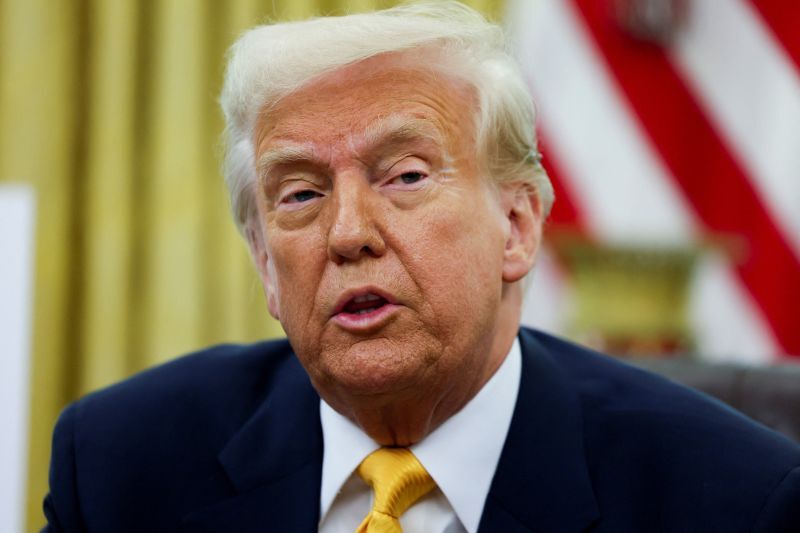 トランプ氏、カナダへの新たな関税示唆　乳製品に税率２５０％も - CNN.co.jp