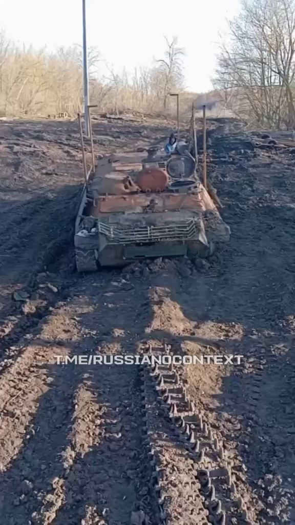 ロシアの兵士は、戦争が簡単になるだろうと思う人々に腹を立てており、彼らの兵士の一人が殺され、今日さらに3人が負傷したと言って