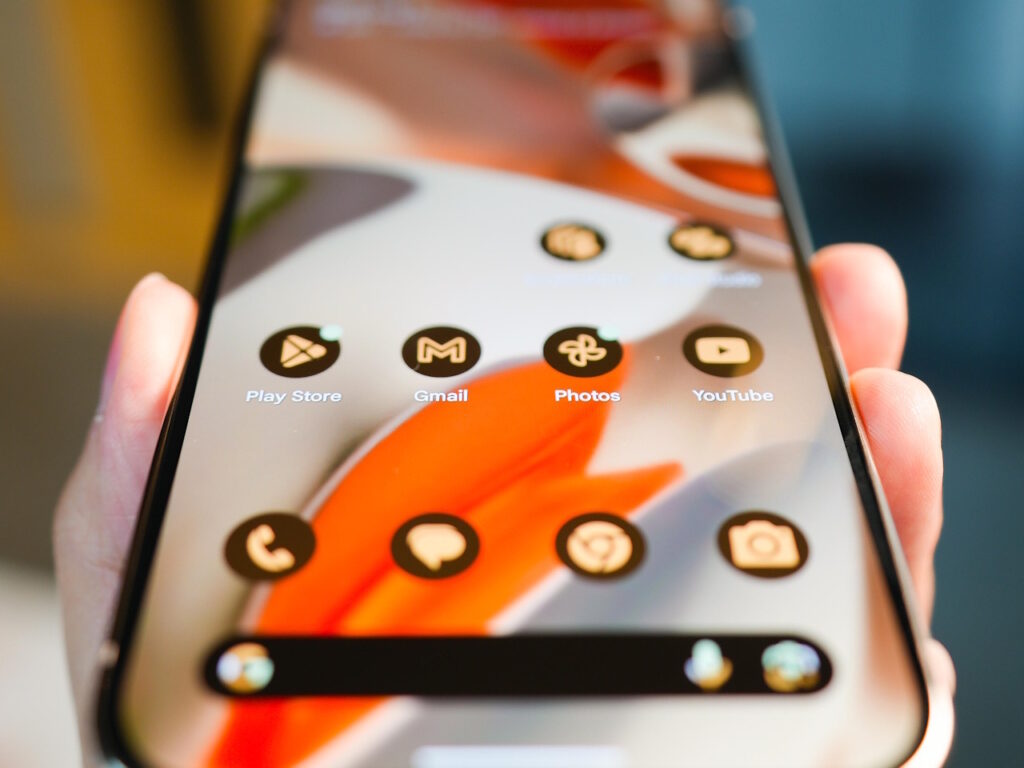 グーグル、「Android」向けに「Linux」ターミナルを追加--まずは「Pixel」で導入 - ZDNET Japan