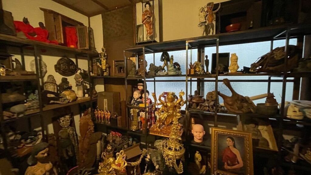 月収6万円｢神戸の子供部屋おじさん｣が､東京の家賃3万円アパートで休み月3日の"売れっ子怪談師"になるまで