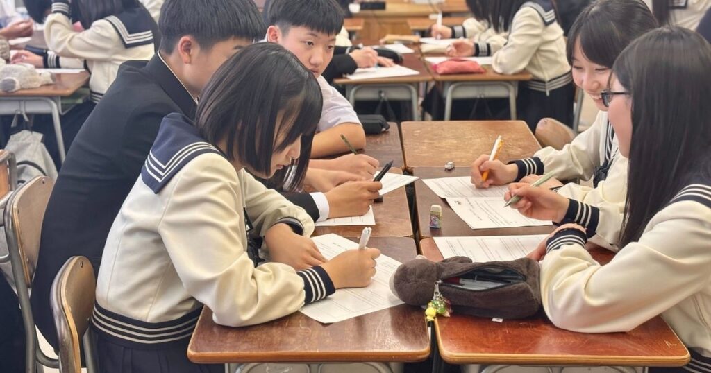 なんでもかんでも離れていく日本の若者。平成時代よりはるかに楽曲へのアクセスが楽になっているのに、拡大する一方の洋楽ばなれに危機感を抱いたユニバーサルミュージックが英語教育をやってみる