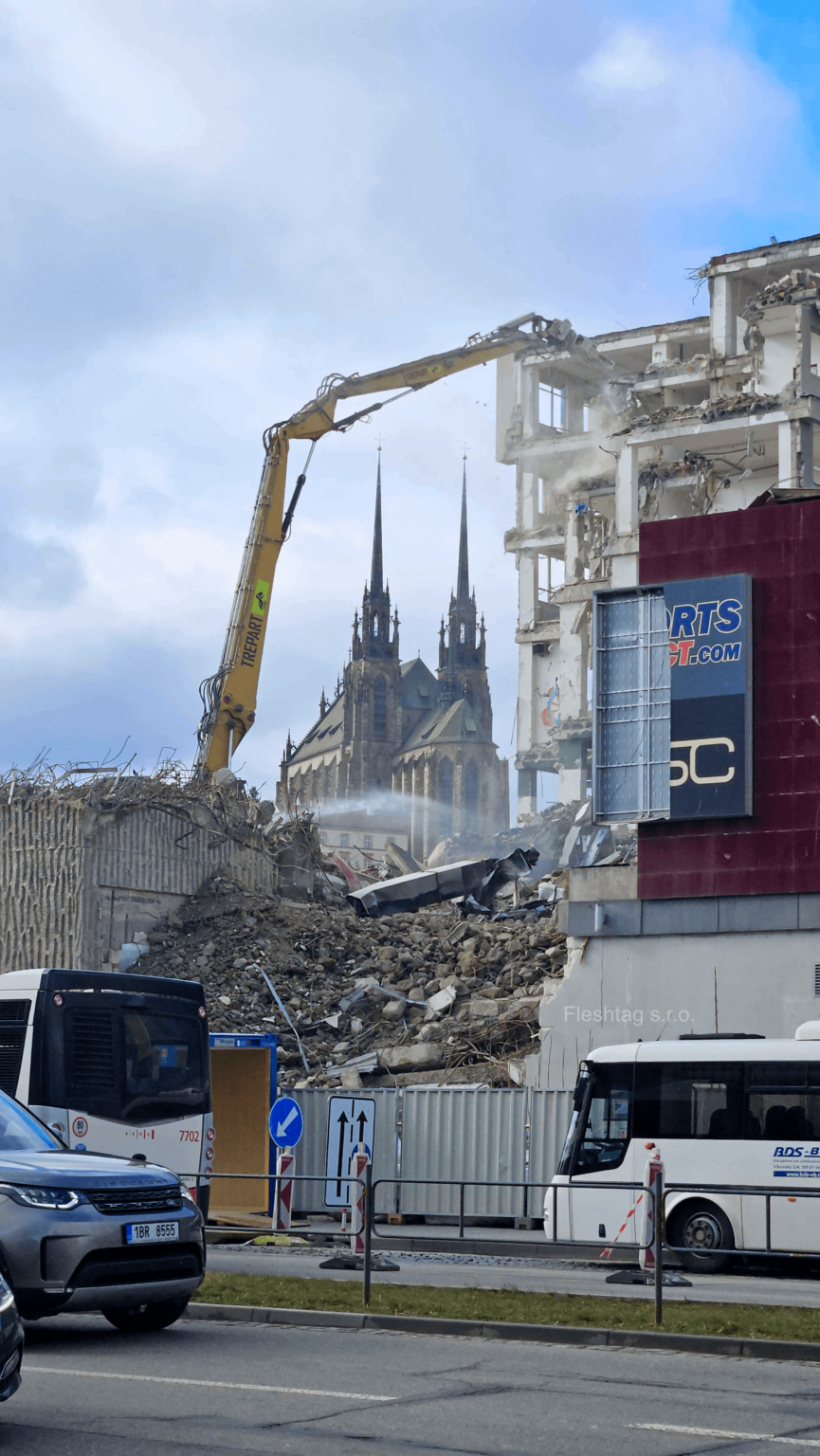 BrnoのBrno Tescoの解体からの1つのスナップショット。