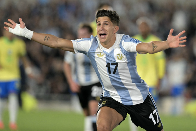 Thắng nghiền ép Brazil, Argentina vững ngôi đầu vòng loại World Cup Nam Mỹ- Ảnh 7.