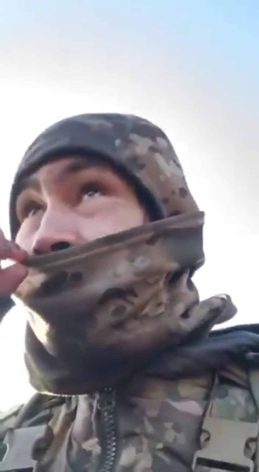 ロシアの兵士は彼の状況について不平を言っています。 [unknown location, March 2025]