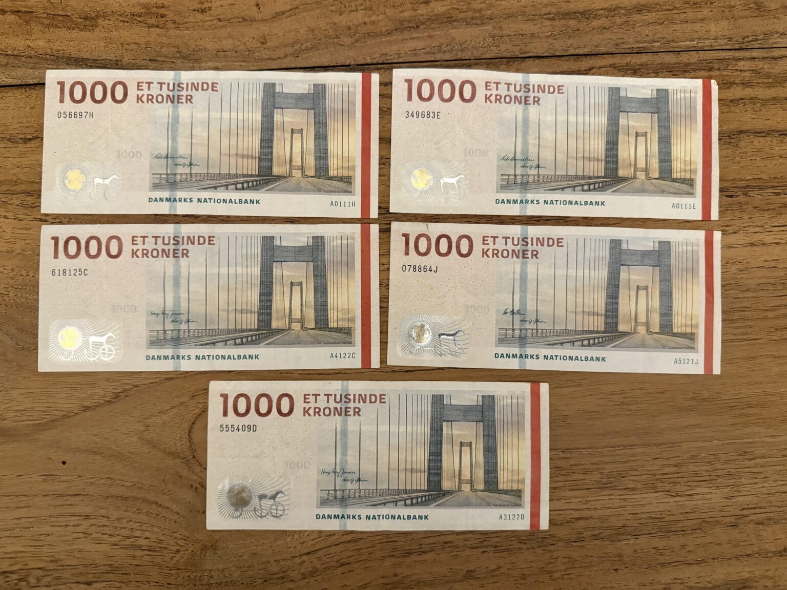 古い紙幣で5000 dkkを見つけました