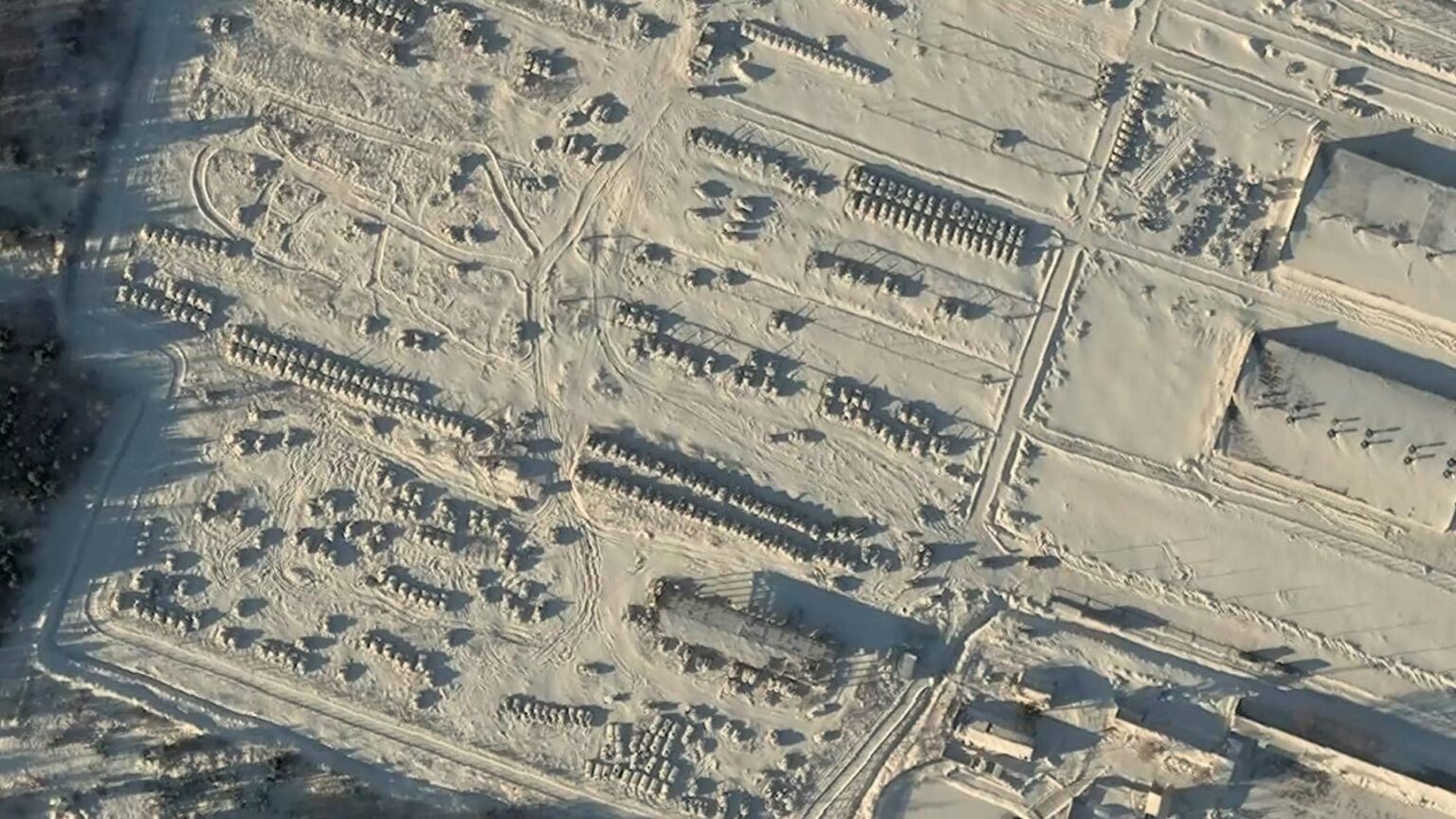 ロシアはタンクストックを使い果たしました：業界は戦闘損失をカバーしていません
