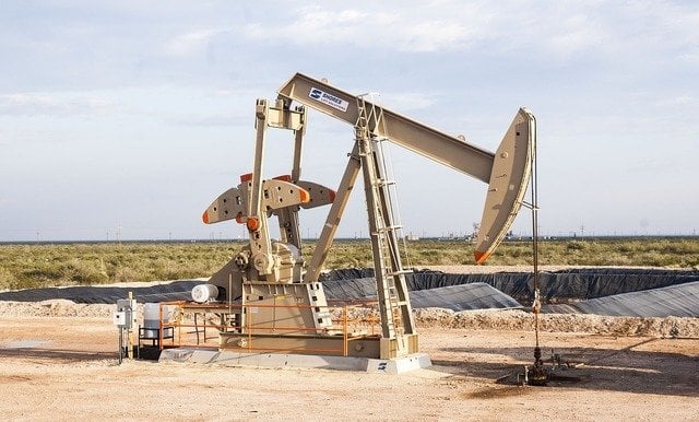 ブレントオイルの価格は、OPEC+生産、アメリカの関税、ウクライナの援助停止の背景に対して、過去6か月の最低レベルに達しました。