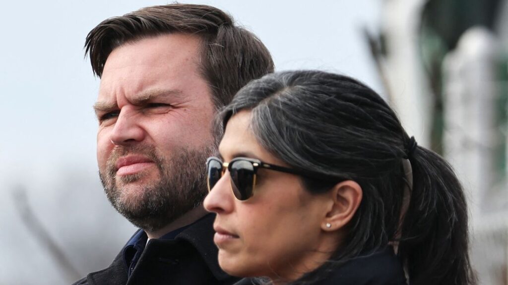 バンス氏、グリーンランドを訪問へ　現地の米軍基地のみ視察か - CNN.co.jp