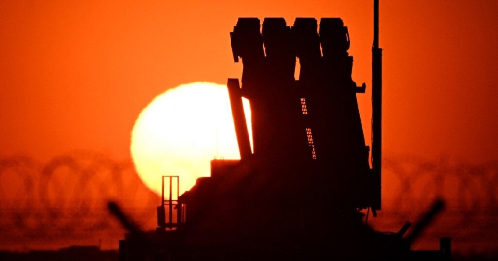 ポーランドでは、男性のための毛布戦闘の準備が進行しています
