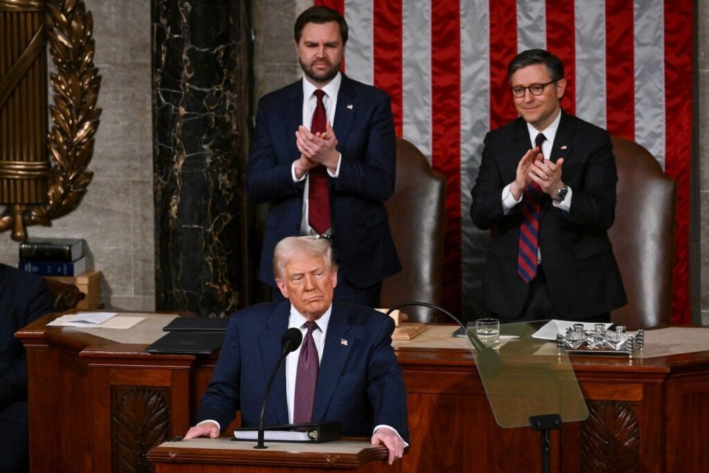 わずか5日で、トランプは100年近くに戻ってきました